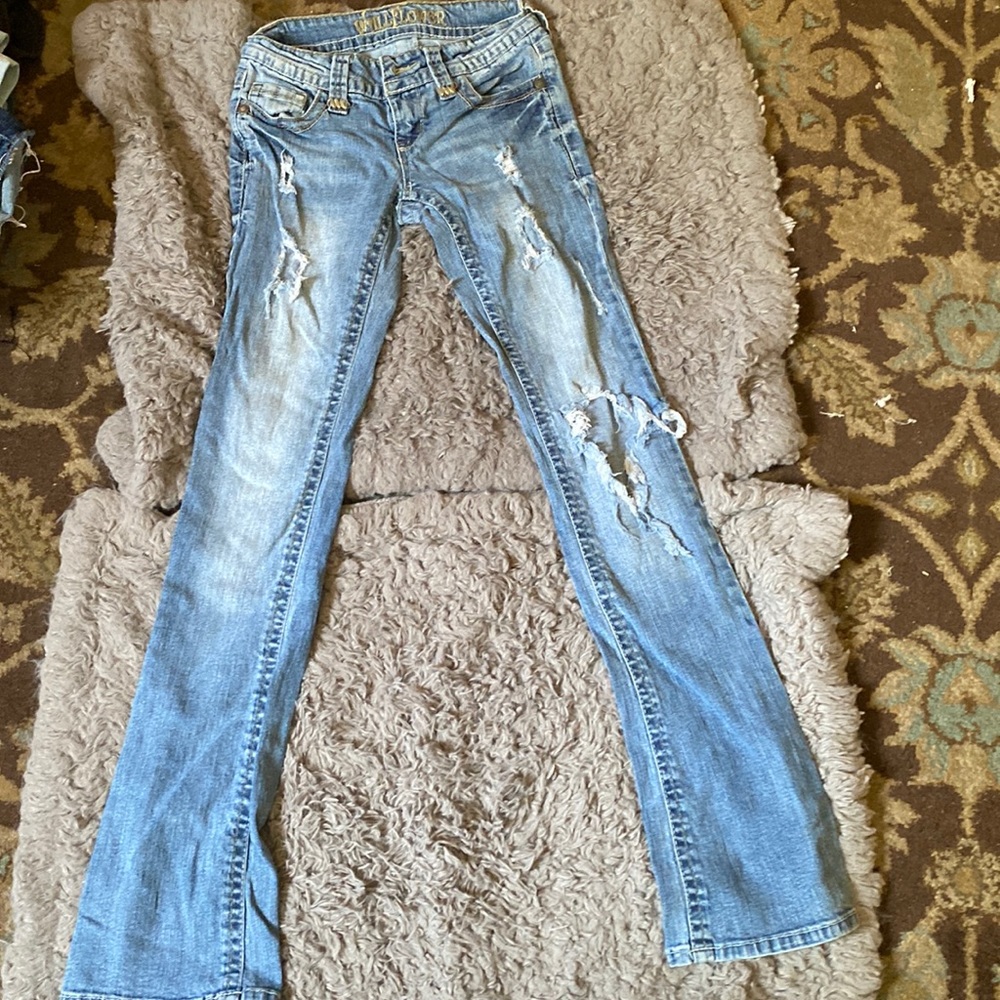 Light wash ripped jeans